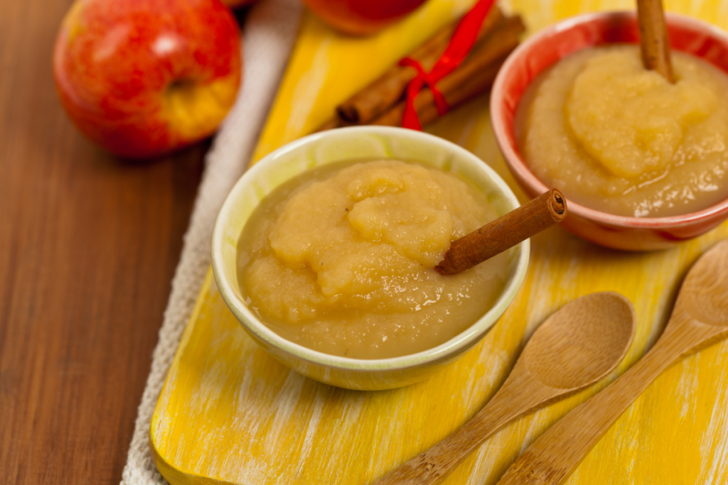 a bowl of applesauce