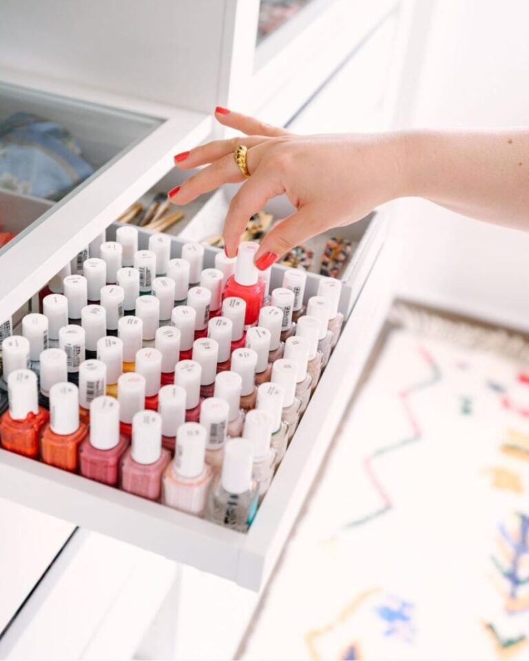 Easy Ways to Store and Organize Your Nail Polish